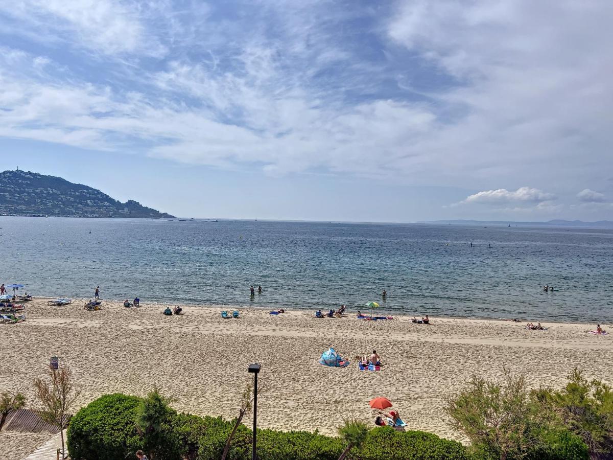 Alexandra 1 Era Linea De Mar, Fantastico Piso Tota Apartment Roses Exterior photo